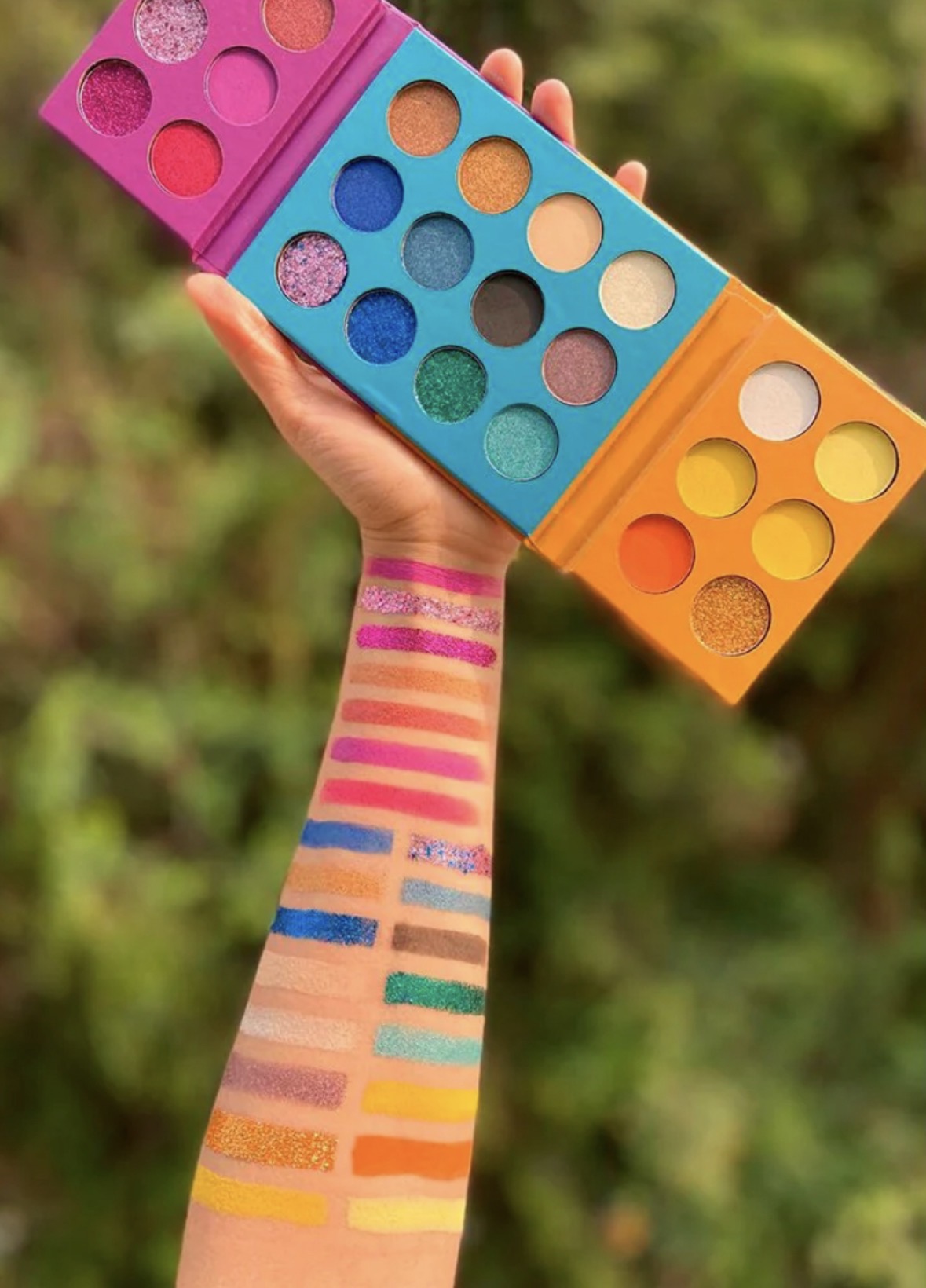 Memorias de Puerto Rico eyeshadow pallet’s